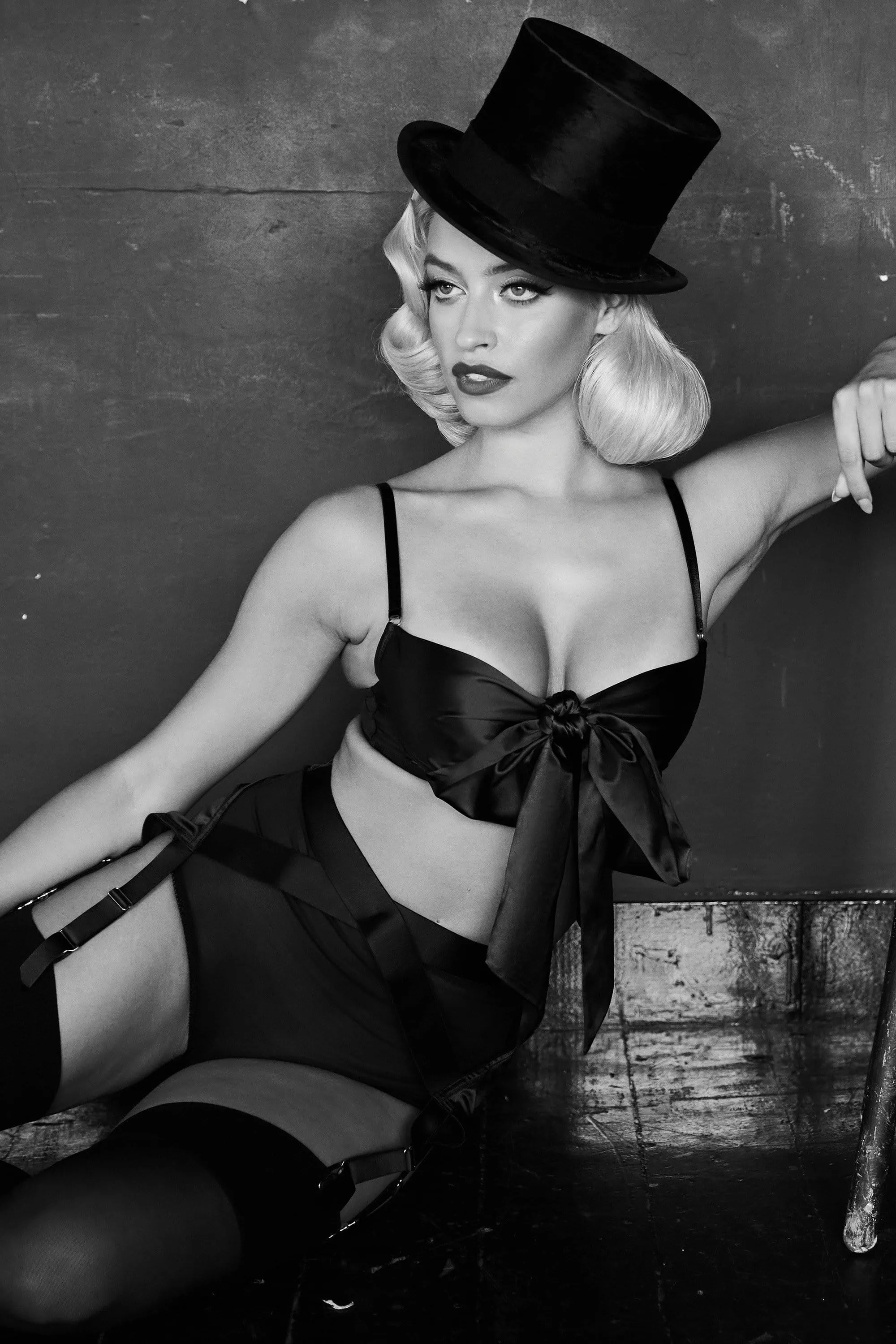 Kestosque Black Suspender / Garters